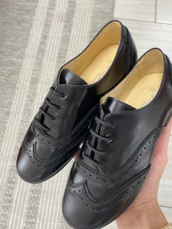 Andanines Black Wingtip Lace Oxford Fashion