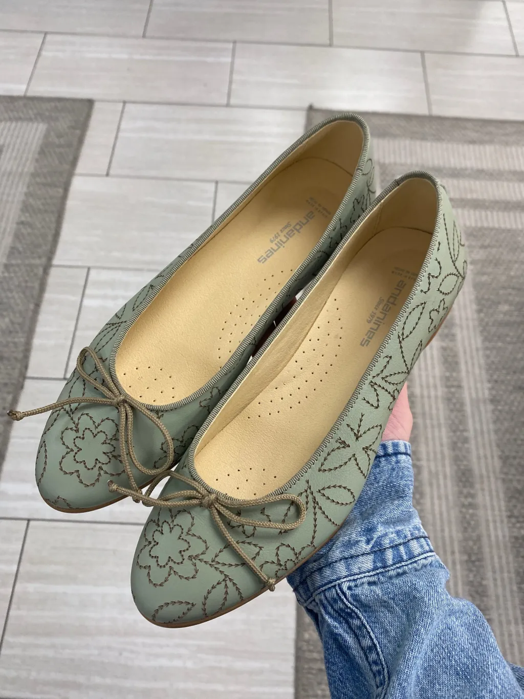 Andanines Mint Embroidered floral Ballet Flat New