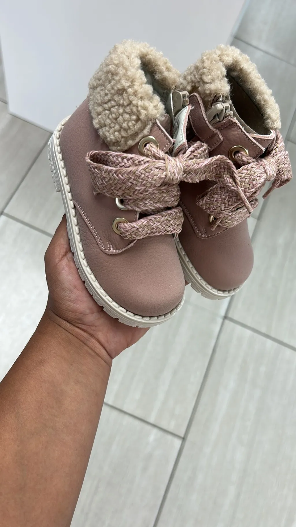 Andanines Pink Shearling Baby Boot Hot