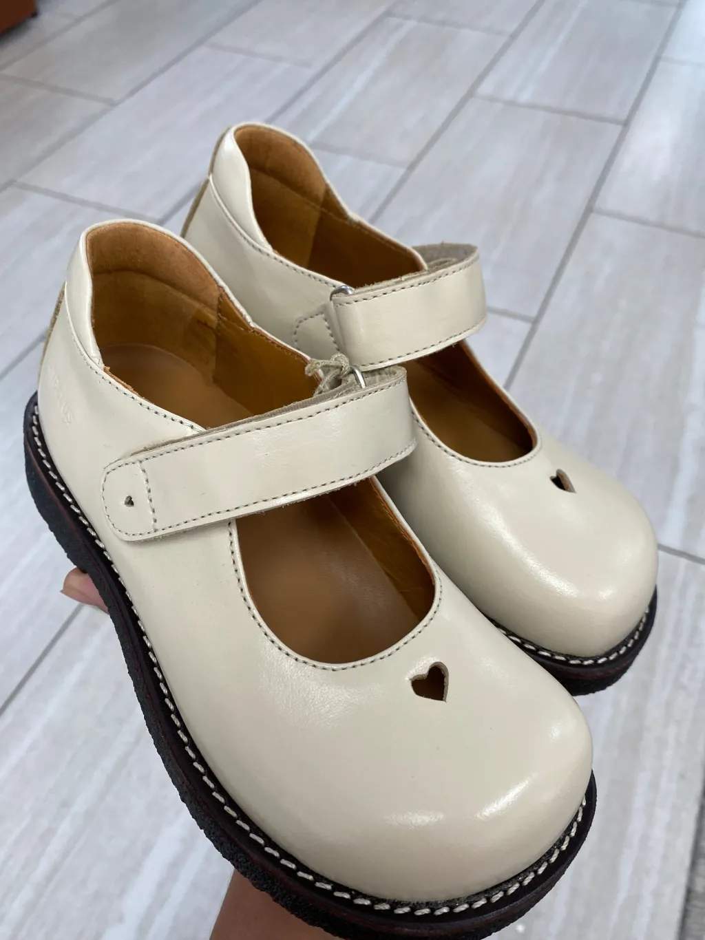 Angulus Buttermilk Heart Mary Jane Sale