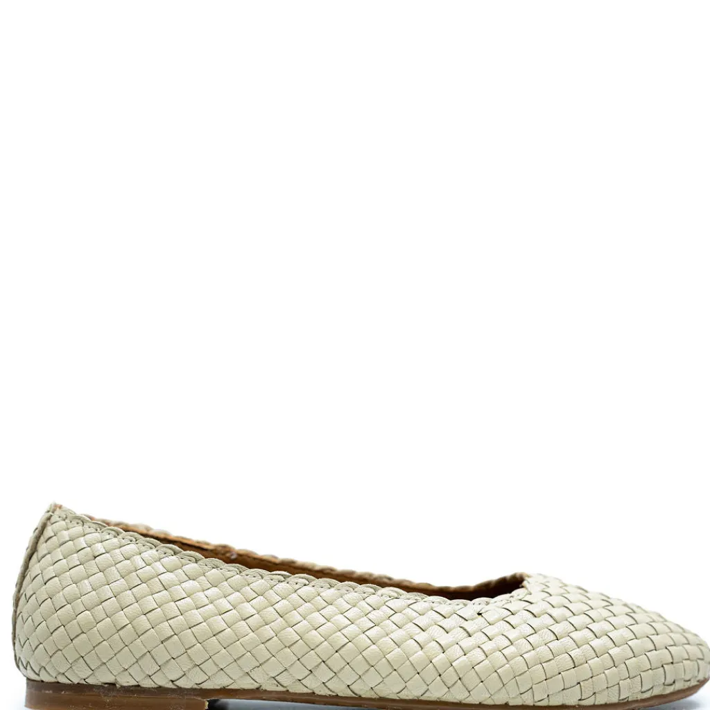 Angulus Buttermilk Weave Ballet Flat Fashion