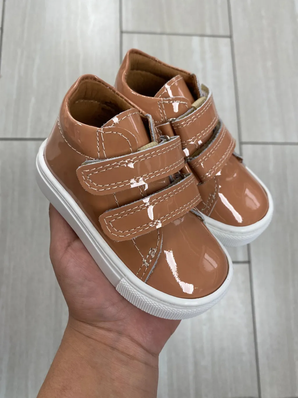 Atlanta Mocassin Peach Patent Velcro Baby Sneaker Online