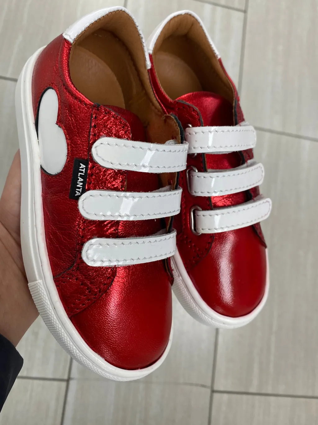 Atlanta Mocassin Red Metallic Heart Velcro Sneaker New