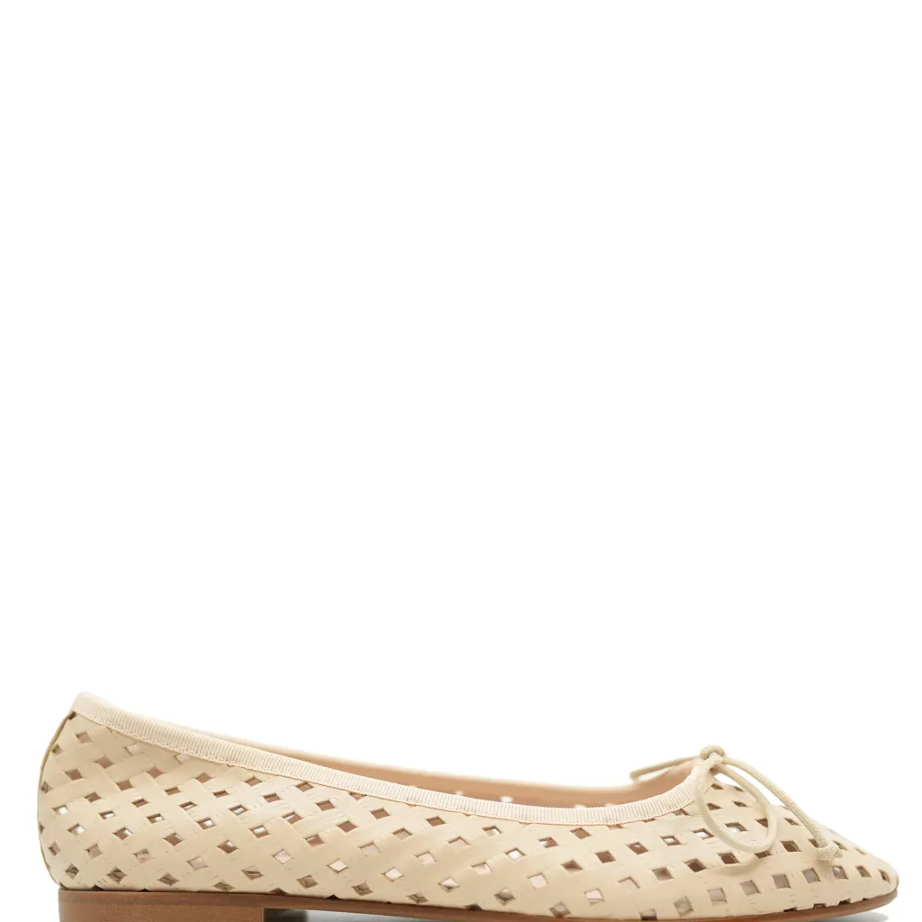 Beberlis Beige Perforated Flat New