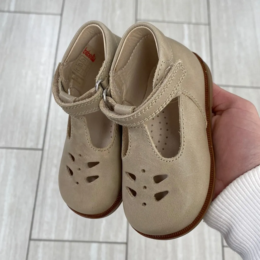 Beberlis Clay Perforated T Strap Shoe New