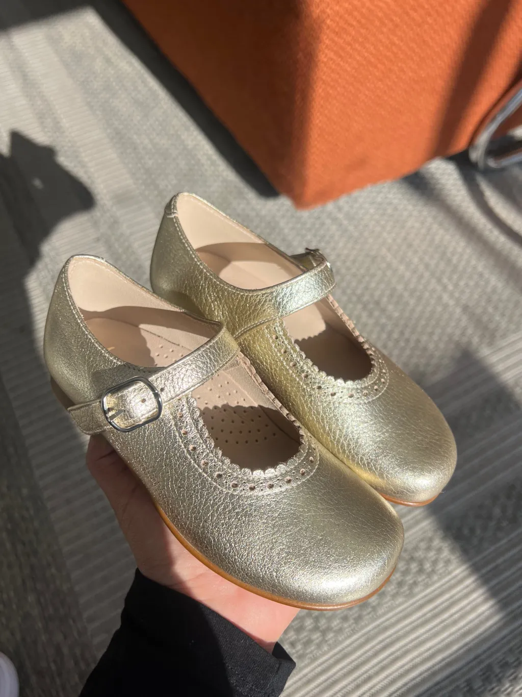 Beberlis Galaxy Scalloped Mary Jane Clearance