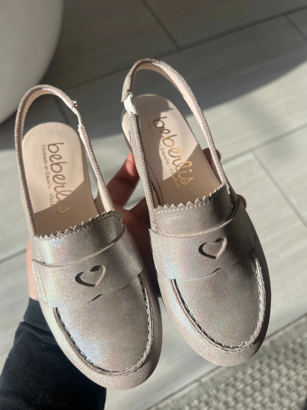 Beberlis Iridescent Heart Slingback Clearance