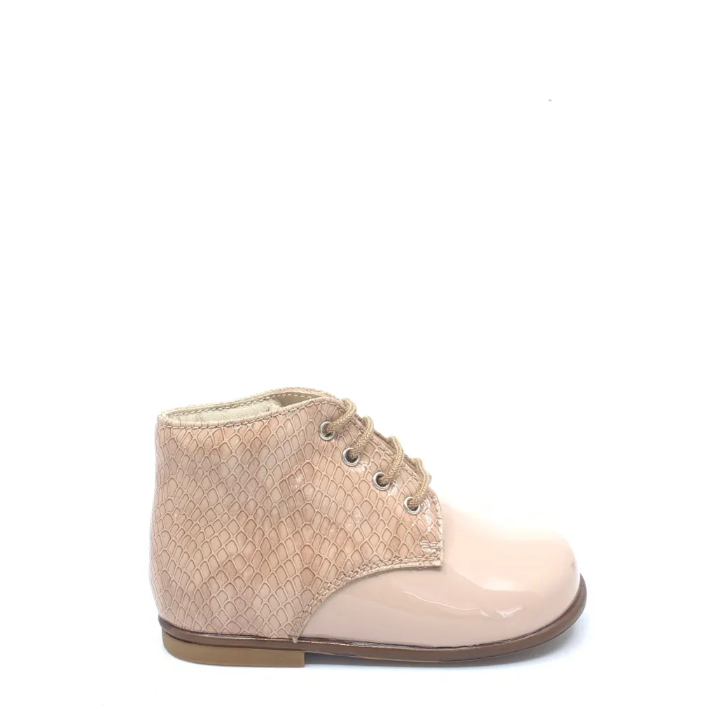 Beberlis Nude Pink Textured Baby Bootie Online