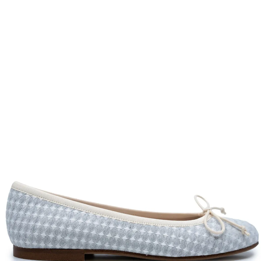 Beberlis Silver Diamond Bow Ballet Fashion