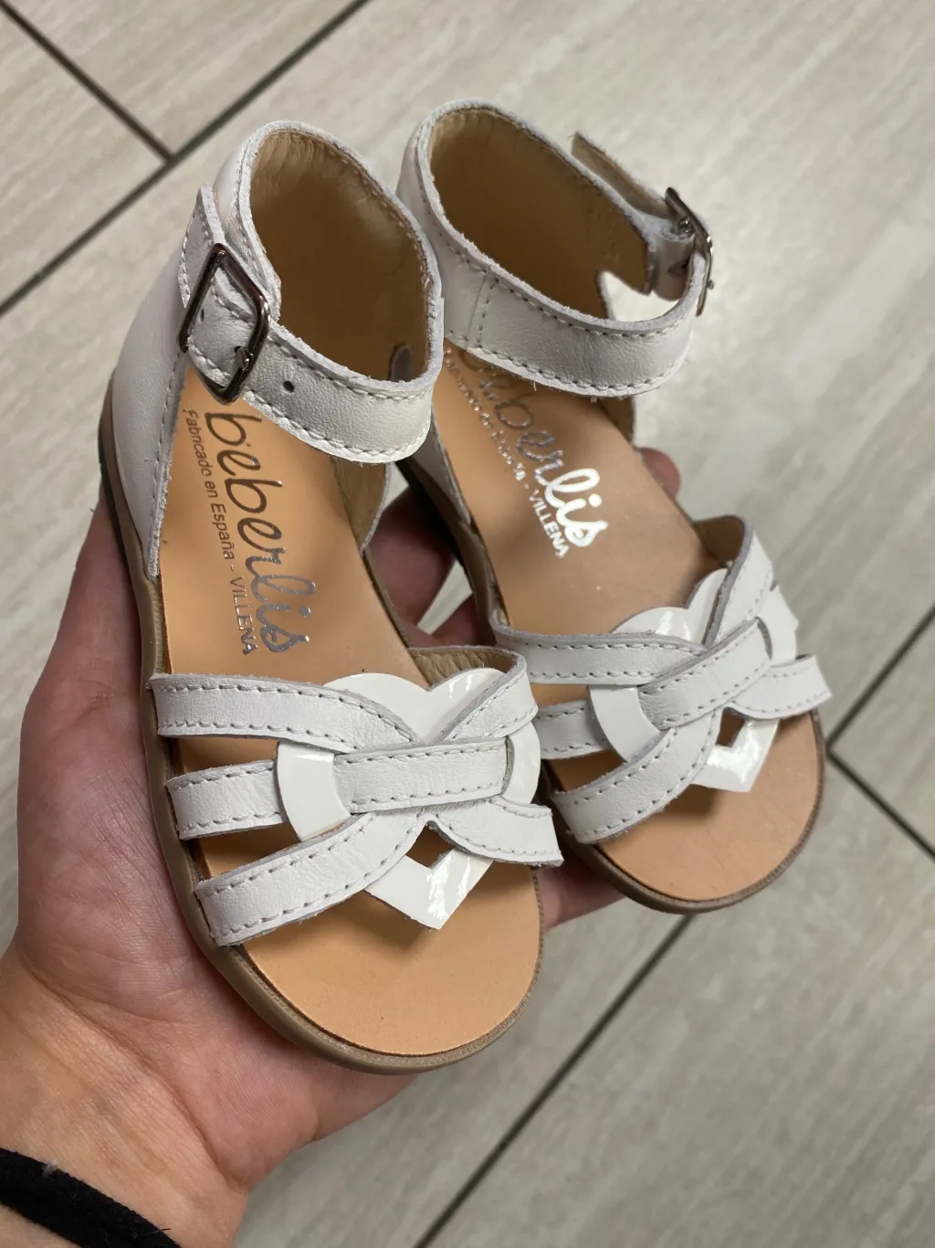 Beberlis White Patent Heart Baby Sandal Best