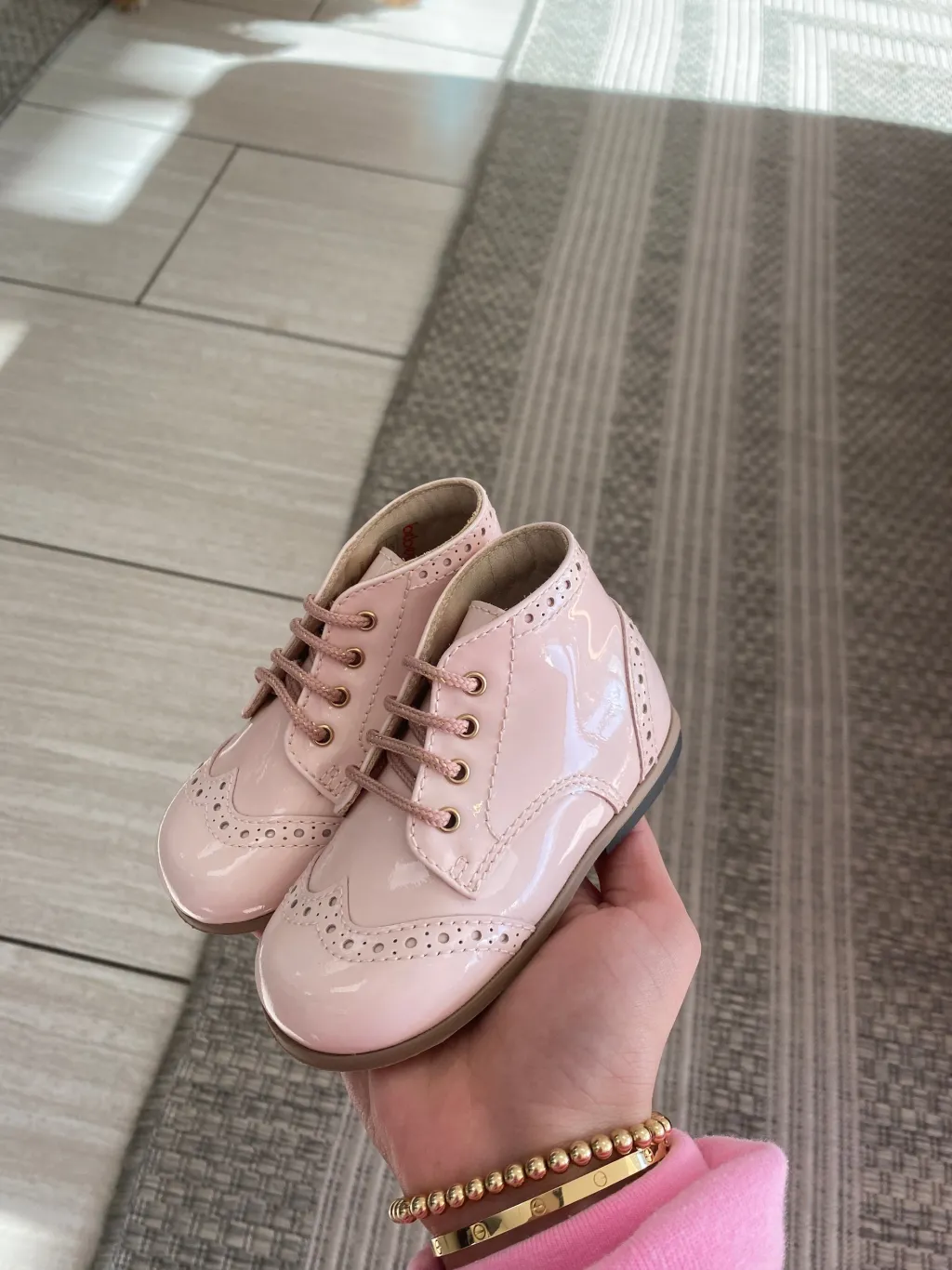 Beberlis Wingtip Pink Patent Bootie Fashion