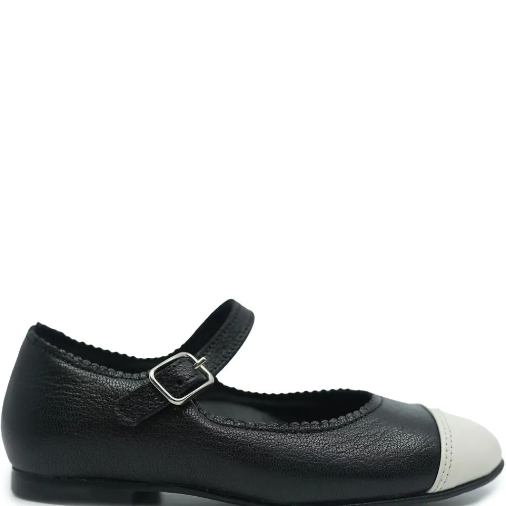 BluBlonc Black and Cream Captoe Mary Jane Best