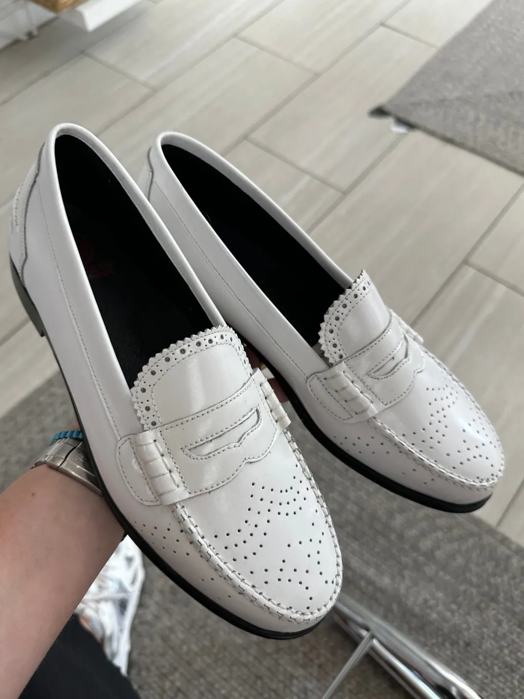 BluBlonc White Florentic Perforated Loafer Best