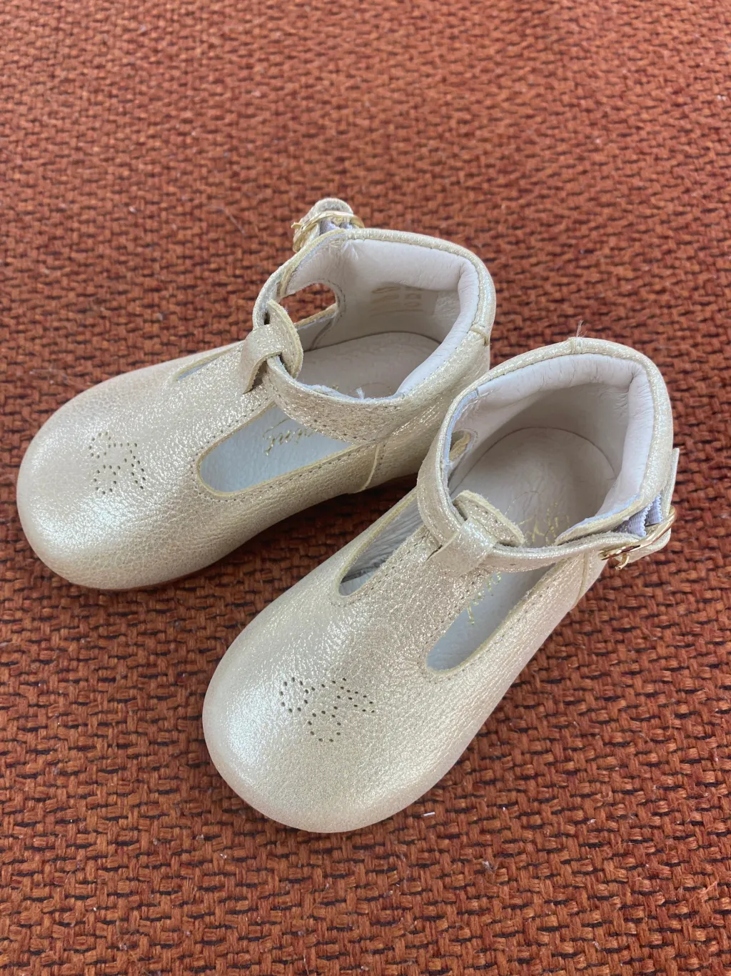 Bonpoint Gold Cherry Baby Shoe Online