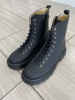 Manuela De Juan Manuela Black Rubberized Boot Online