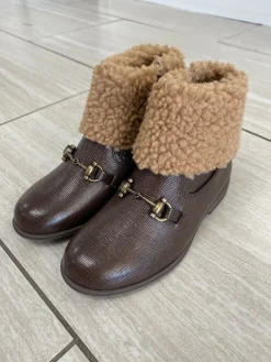 Manuela De Juan Manuela Brown Textured Fur Zipper Boot Clearance