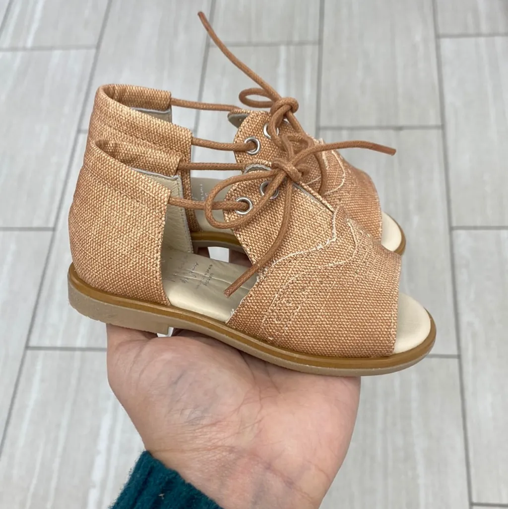 Manuela De Juan Manuela Camel Wingtip Lace Baby Sandal Sale