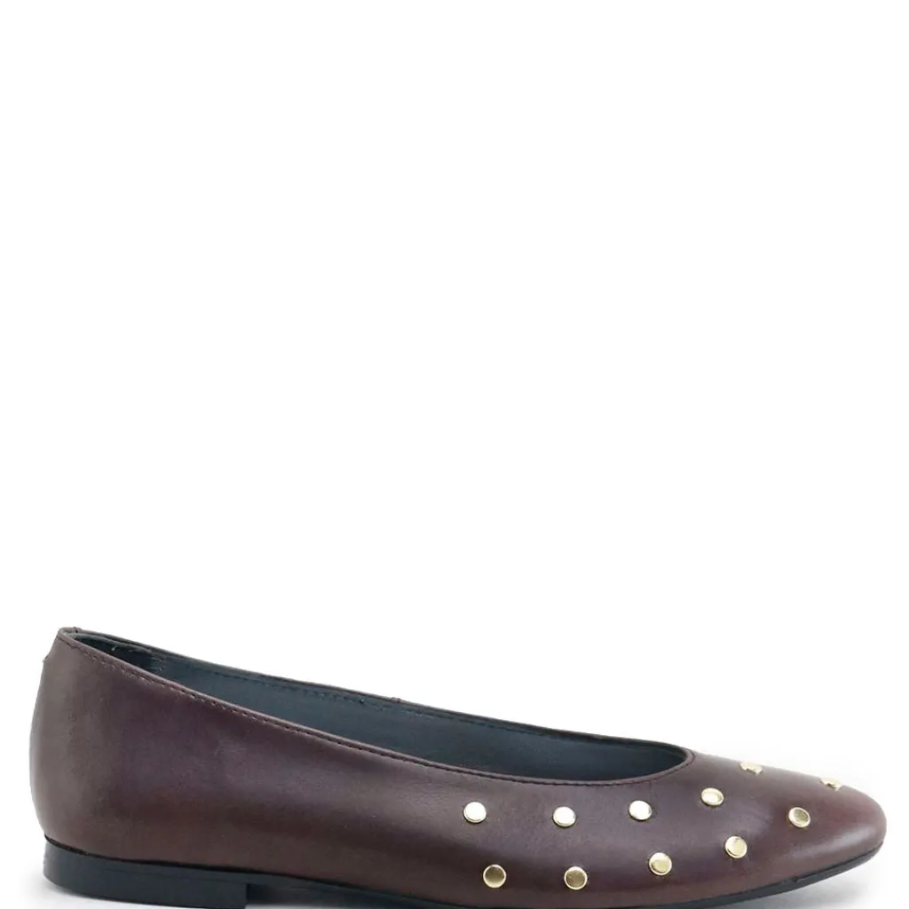 Papanatas Dark Brown Studded V Flat Online