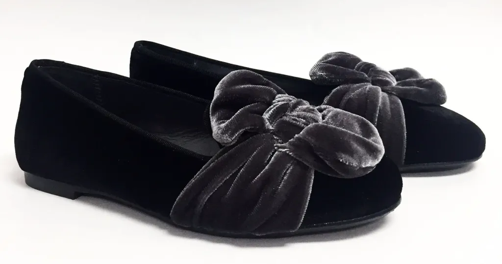 Papanatas Gray/Black Velvet Bow Smoking Slipper New