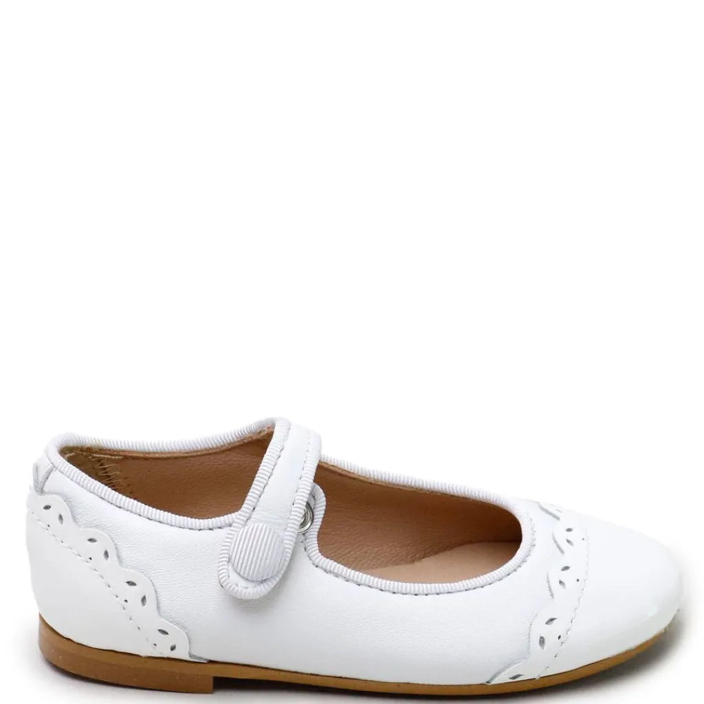 Papanatas White Scalloped Patent Mary Jane Hot